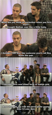 lucy-tw:  lol   LOL. “Roy down the pub” <3