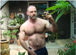 Follow my two hairy men blogs:http://sambrcln.tumblr.comhttp://hairysex.tumblr.com