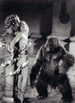oldhollywood:  Notable moments in pre-Code Hollywood: The Sign