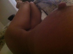 @rileysteele best pic u ever posted. Ur body is so sexy. Ur body