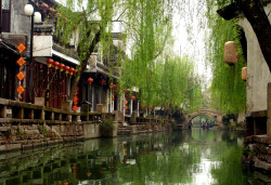 deviantart:  Old town Zhouzhuang China by *derSheltie