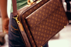 not a big fan, but this LV is very cute <3