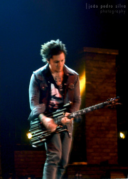 maybedreaming:  Synyster Gates Campo Pequeno, Lisbon (Portugal)