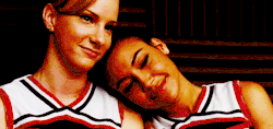 chimfaberry:  Quinn and Santana are so whipped. 