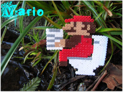 it8bit:  Mario Perler Bead Art  - by Black Rose2011 