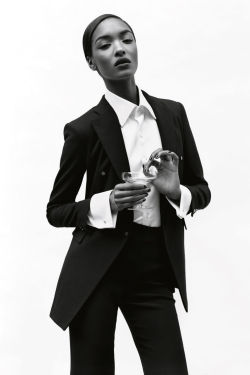 femdomstyle:  Model Jourdan Dunn in a suit.  Um… <3