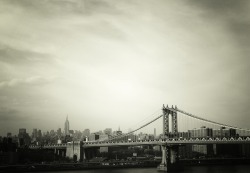 nythroughthelens:  The Manhattan Bridge and the New York City