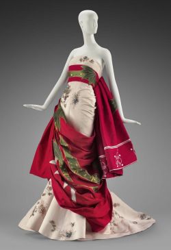 omgthatdress:  John Galliano for Dior “Katisha-San” dress