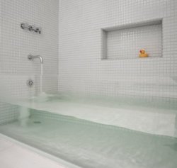 bambibones:  splitdicks:  This ‘invisible’ bathtub, designed