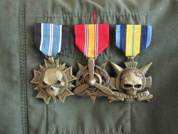 gamefreaksnz:  Warhammer 40k Style Medals of Honor (by Renquist