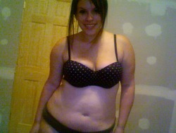 bigbellybabes:  I’m Emily and I’m 22. I used to feel really