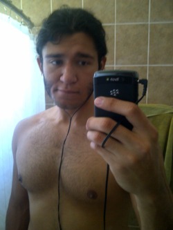 e-sigh:  GPOY - I love how my chest looks after a workout edition