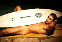 Surf naked …..