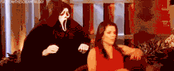Neve Campbell & Jennifer Aniston getting scared by Ghostface