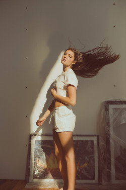 light–as-a-feather:  . 