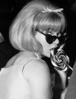 so60s:  Sue Lyon at the 1962 premiere of Lolita 