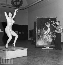firsttimeuser:  Blaze Starr posing at Joseph Sheppard&rsquo;s studio, in 1955.. 