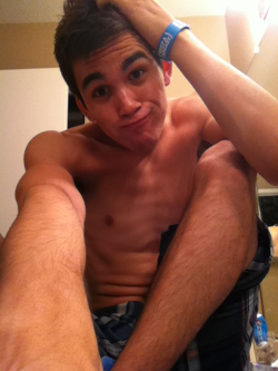 thebigbadwolfe:  I’m a dork who takes pictures on the countertops.