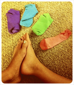 Why don&rsquo;t any of my clean socks fucking match!!? Why do I only have 4 clean socks? :(