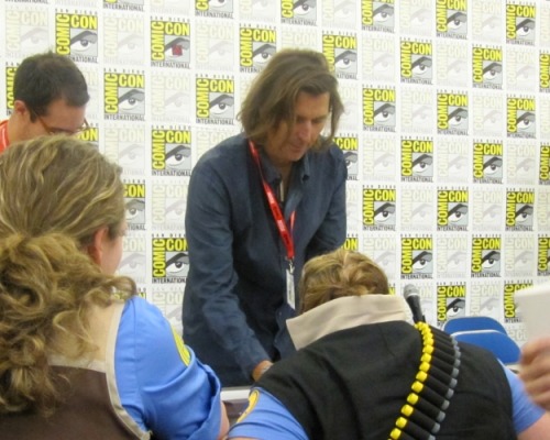 anyoneofyou:  leetleblumedic:  doktorgirlfriend:  relevantinterests:  So I met the Medic… Well, Robin Atkin Downes, who voices the Medic, at SDCC 2011. This was all after the Resistance 3 panel (looks fucking awesome, hope everyone goes out and get