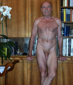 older-men-lover.tumblr.com/post/16746912657/