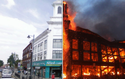 shhplease:  Tottenham’s main shopping area, before and after