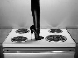 Heel on Stovetop, Budget Suites, Las Vegas photo by Albert Watson,