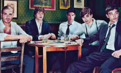 Fave picture of the boys….they all look YUMMY <3Simple