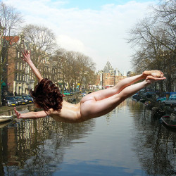 nurbagallery:  specialnudes:  Diving in Amsterdam   Amsterdam!