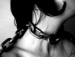 extreme-bondage.tumblr.com/post/12067278186/