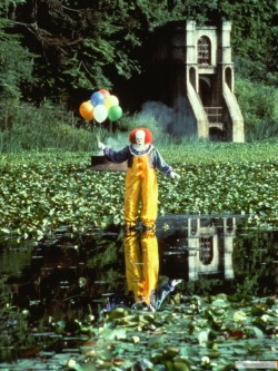 thereal1990s:  It (1990)
