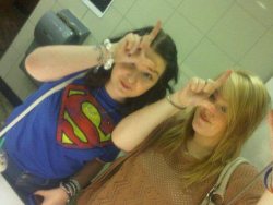 Me & @jessbehenna_xo after seeing Glee in 3D <3