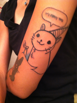 fuckyeahtattoos:  Party cat. I love cats- and more importantly,
