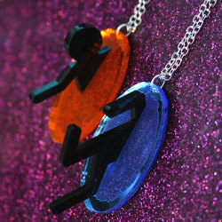 sternenregen:  insanelygaming:  Portal Friendship Necklaces -