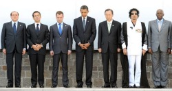 Lineup of G8 leaders and Muammar Gaddafi (Chairman of the African