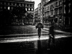 cordisre:  Il pleut sur Barcelone (di Denise Sarazin) 