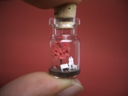 wellidontmind:  ‘Tiny World In a Bottle’ project by Akinobu