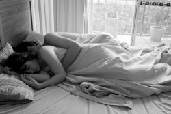Adoro dormir assim… depois de um sexo forte claro!!!