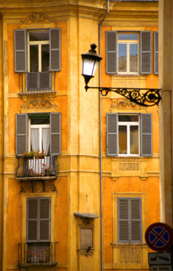 ysvoice:  | ♕ |  Old Town, Rome  | by sanamesperanza | via