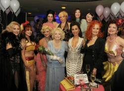 fuckyeahvegasbaby:  Burlesque legend Dixie Evans’ 85th birthday