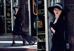 timdrakewayne:  Anne Hathaway as Selina Kyle on the set of The