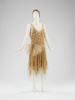 omgthatdress:  Jeanne Lanvin dress ca. 1923 via The Costume Institute