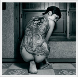 fuckyeahirezumi:  by Kishin Shinoyama, tattoo artist unknown