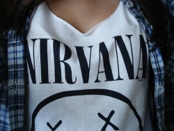  Eu não tenho que pensar, eu apenas tenho que fazer.  Nirvana