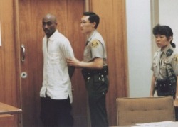 annoyingjaquon:  Pac stood up, and it’s the first thing you