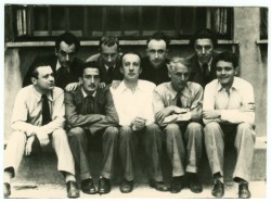 fuckyeahdaliii:  Surrealist Group, 1930 Seat down group from