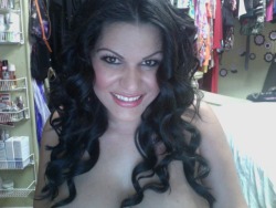 `just finish me hair and make-up for tonight adventure acabo