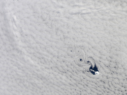 kateoplis:  Cloud vortices, or Kármán vortex street, off