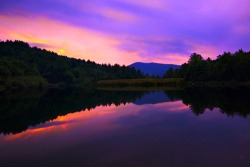 oblivi0n-:  Purple Gloaming (by LightBoxArtPhoto)