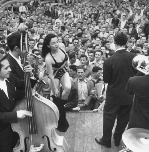 dutyjoke:   I highly recommend this article - “The day the stripper came on campus - March 4,1948” Popular Bourbon Street stripper Stormy (aka. Stacey Lawrence) is invited by the Student’s Council to perform on campus (with live Jazz band accompanim